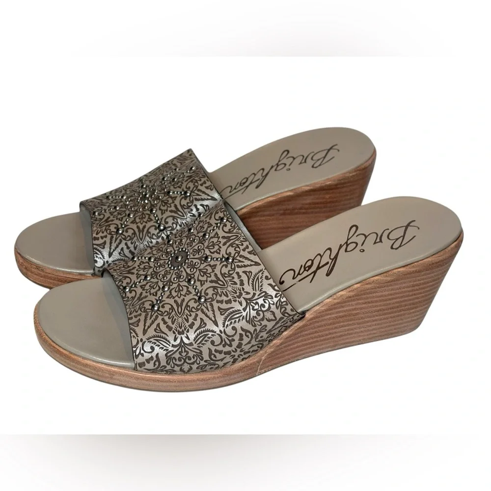 VERY NICE Brighton Platform Wedge Sandals Slides Ladies 8.5